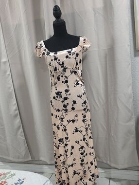 SHEIN Blush Maxi Dress with Black Floral Print